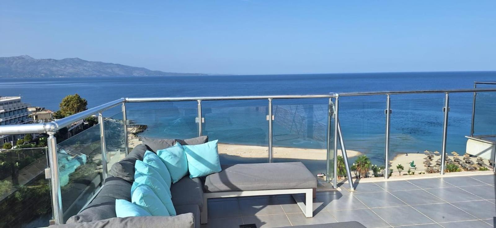 Sadet'S Penthouse Saranda Apartment Luaran gambar