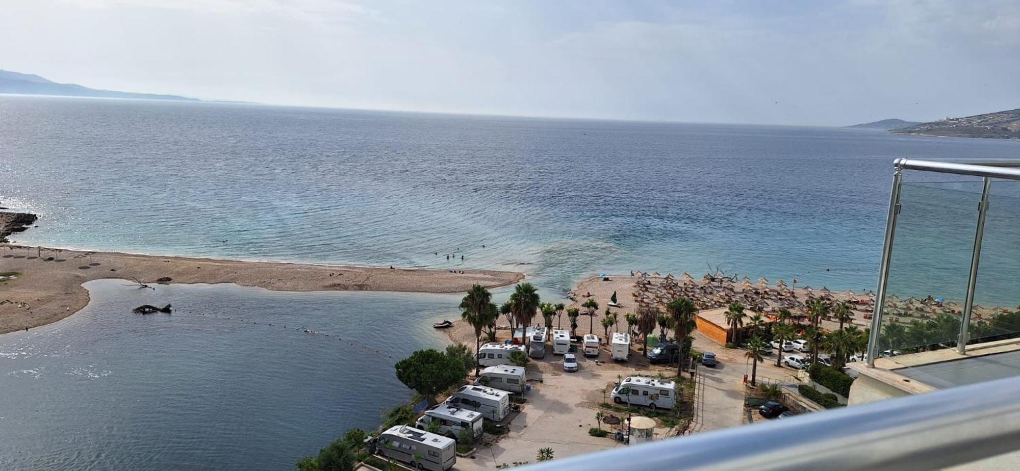 Sadet'S Penthouse Saranda Apartment Luaran gambar