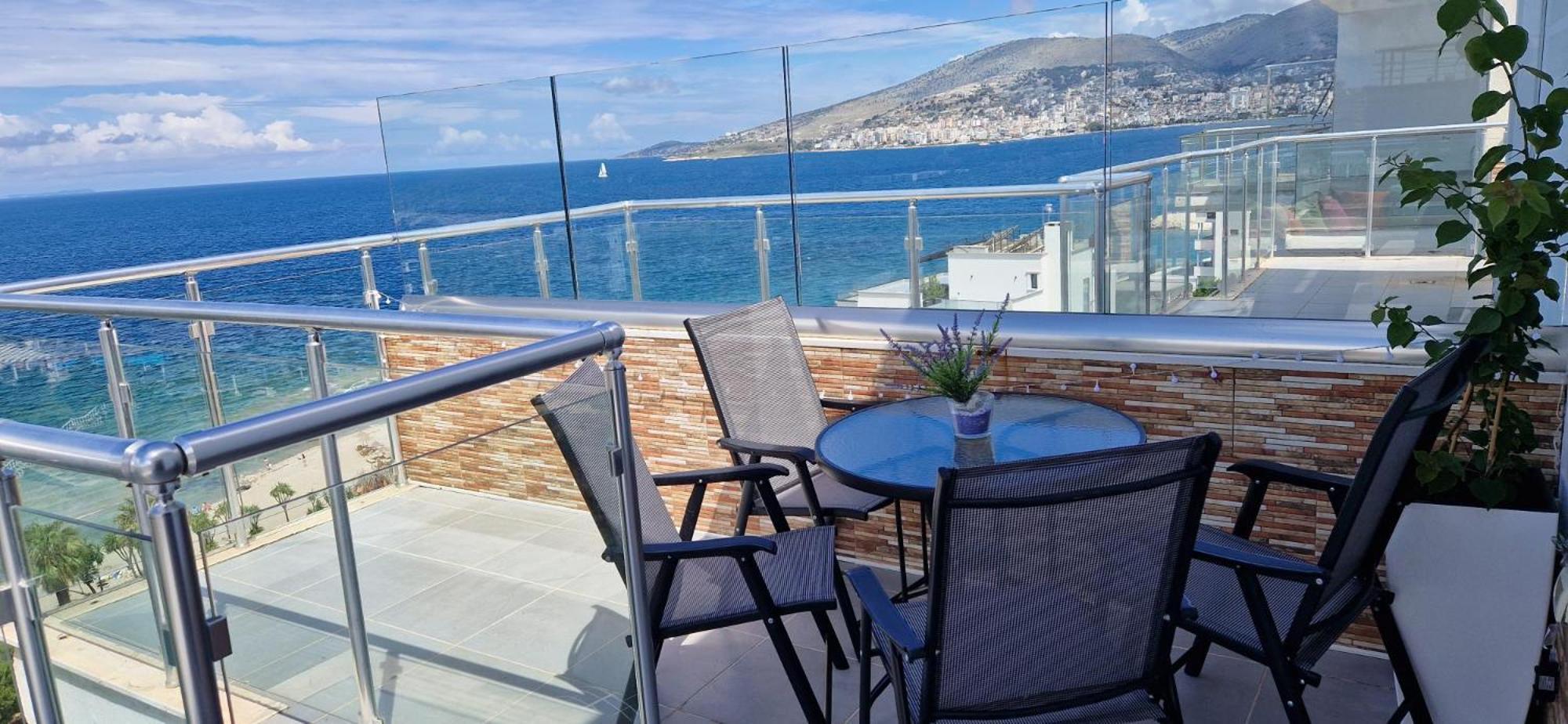 Sadet'S Penthouse Saranda Apartment Luaran gambar