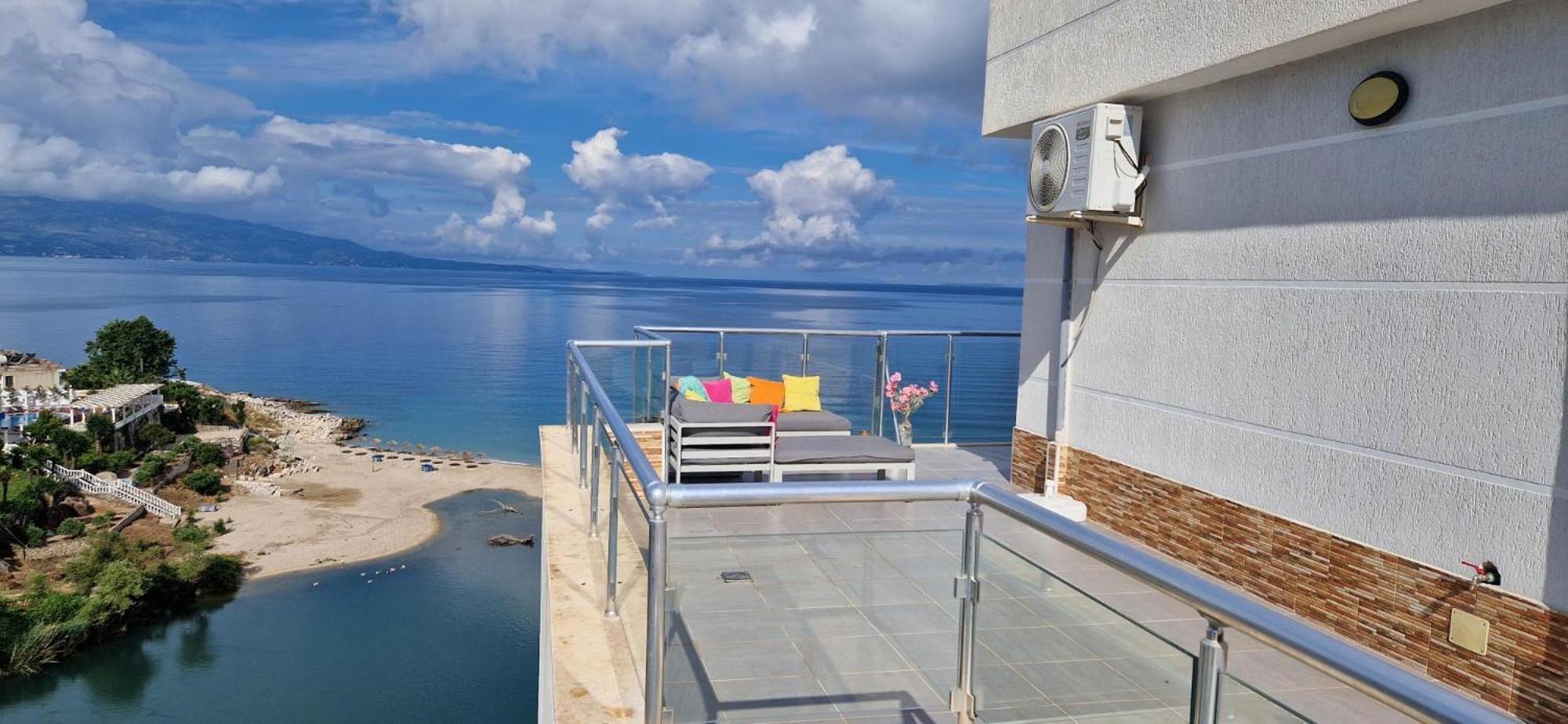 Sadet'S Penthouse Saranda Apartment Luaran gambar
