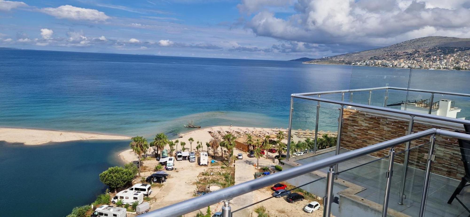 Sadet'S Penthouse Saranda Apartment Luaran gambar