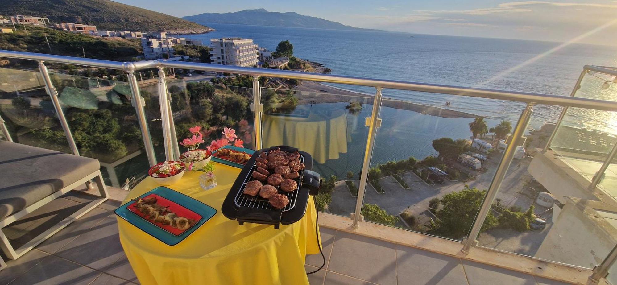 Sadet'S Penthouse Saranda Apartment Luaran gambar